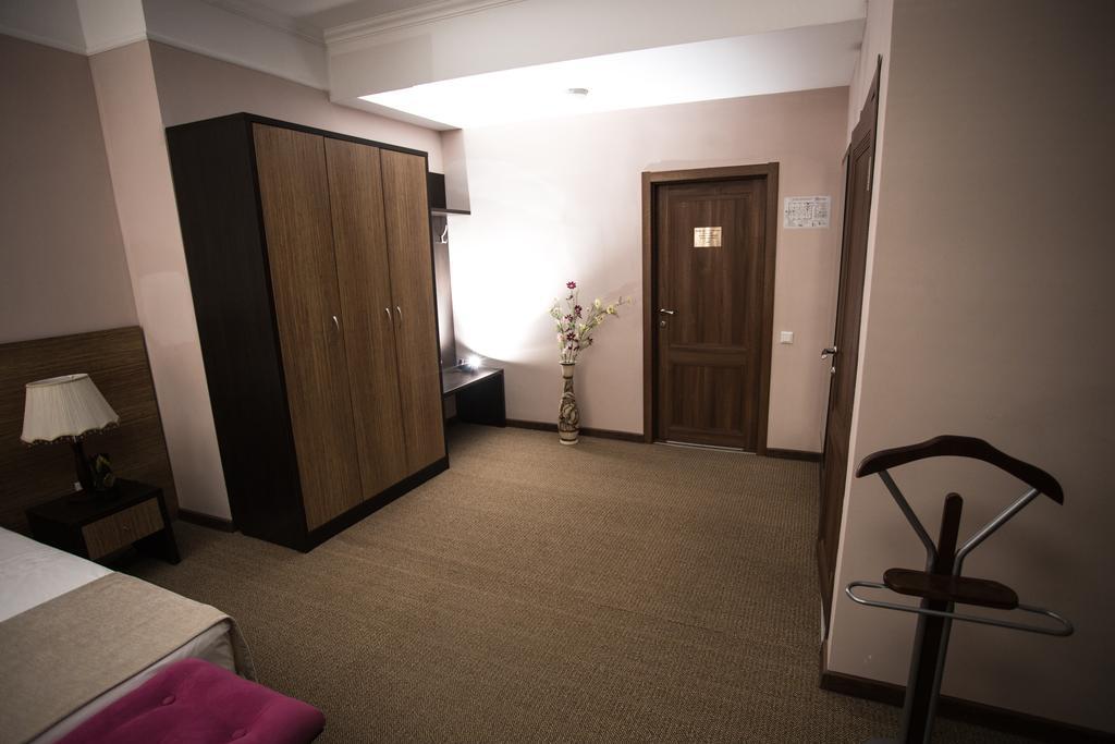 Kel Inn Hotel Akmola Esterno foto